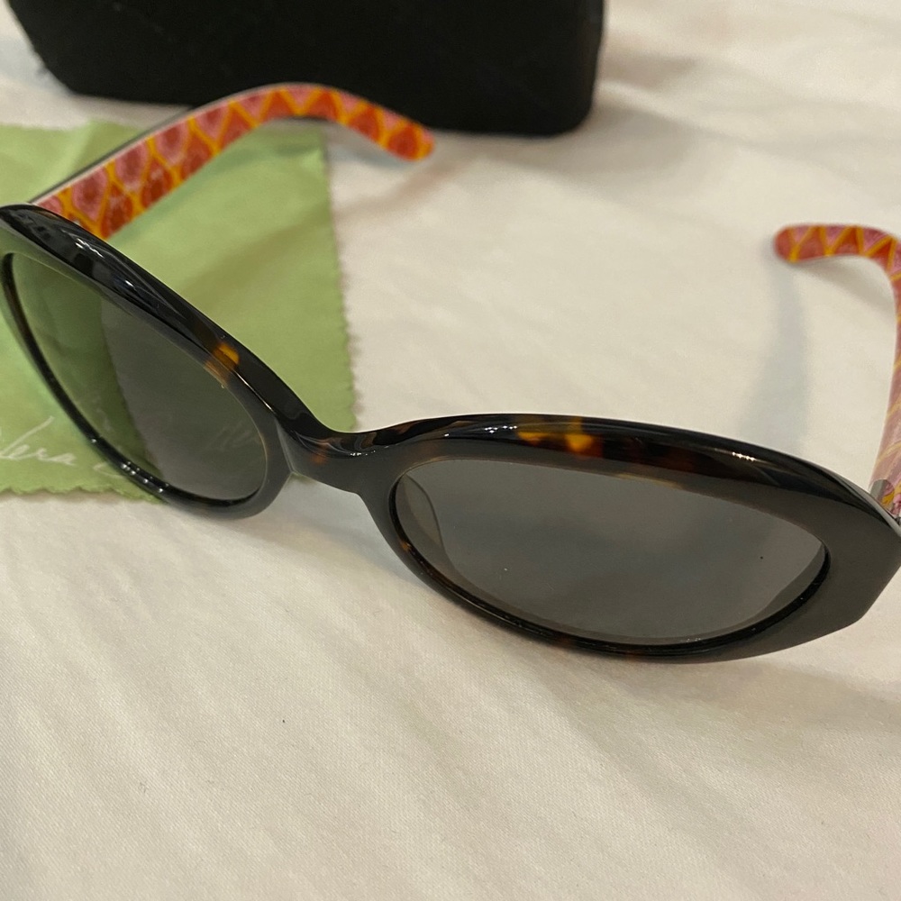 Vera Bradley Ava sunglasses